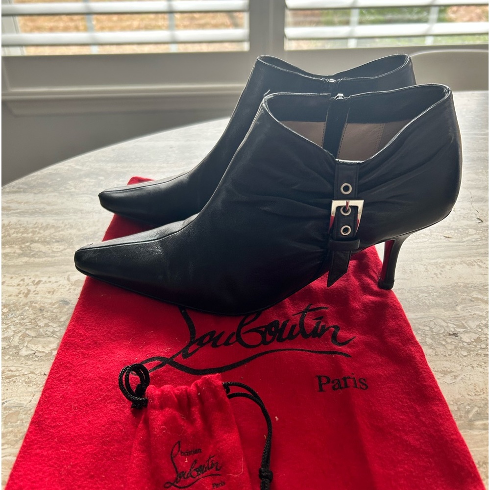 Gorgeous Louboutan boots
